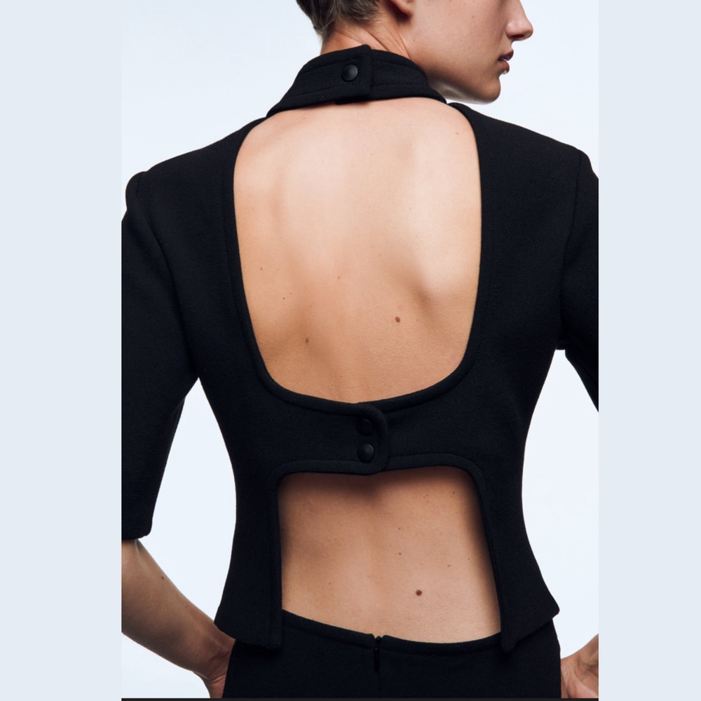 Zara Back Cut Out Crop Top Women’s Small Black Snaps Short Sleeve NWT